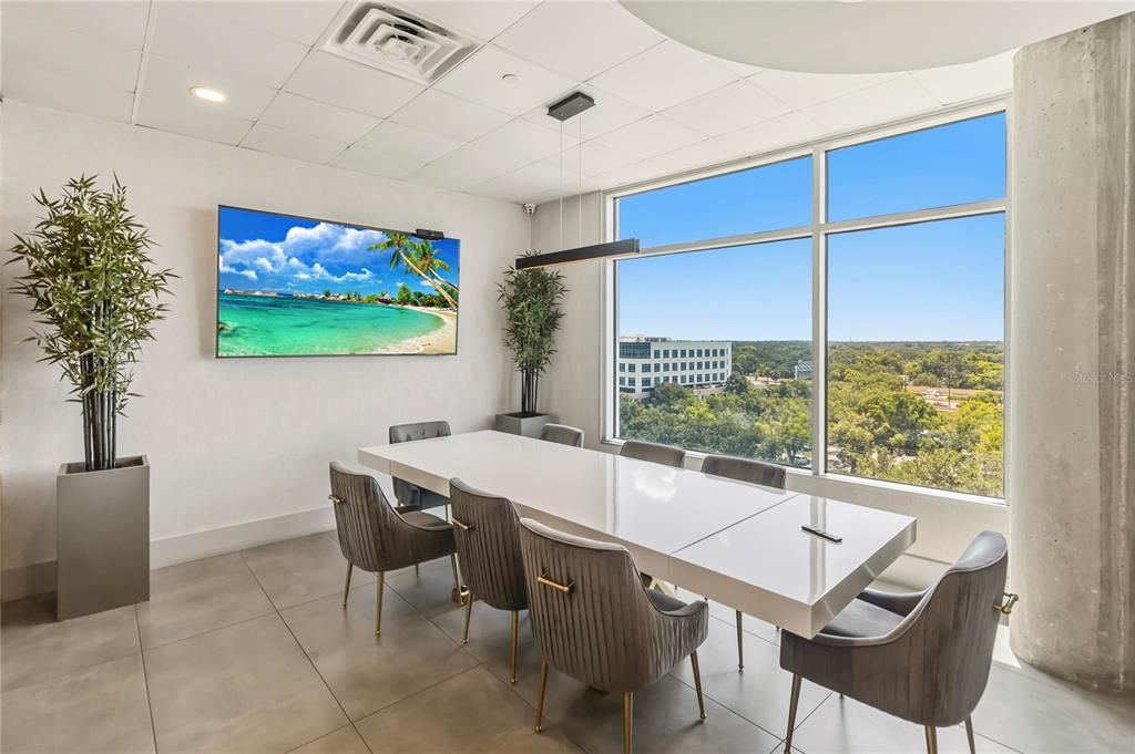 For Sale: $335,000 (2 beds, 2 baths, 1268 Square Feet)
