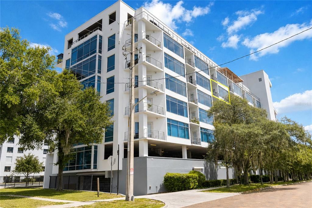 For Sale: $335,000 (2 beds, 2 baths, 1268 Square Feet)