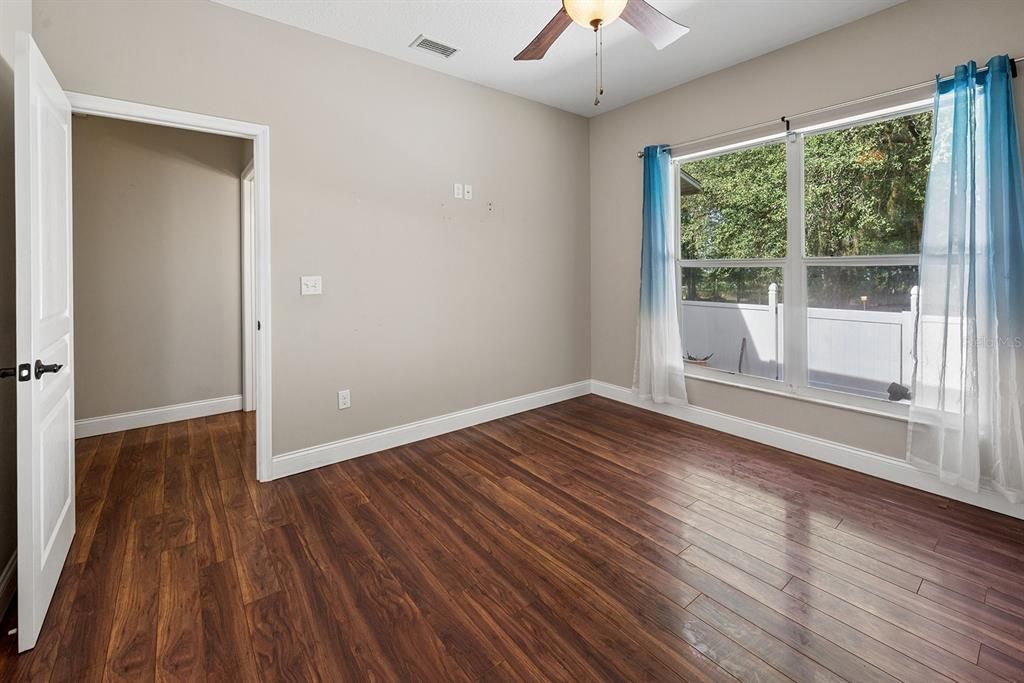 For Sale: $600,000 (3 beds, 2 baths, 2162 Square Feet)