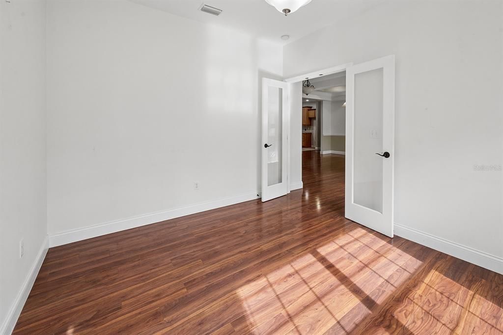 For Sale: $600,000 (3 beds, 2 baths, 2162 Square Feet)