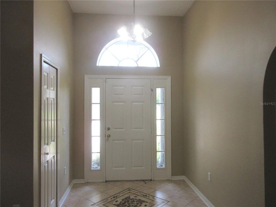 For Rent: $1,650 (3 beds, 2 baths, 1620 Square Feet)