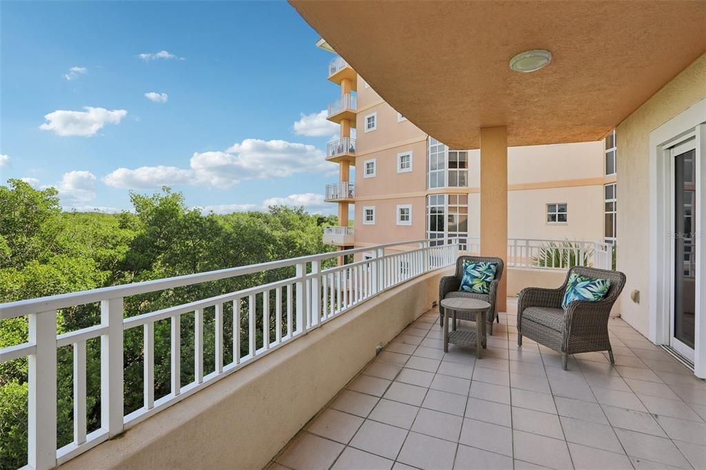 For Sale: $471,000 (3 beds, 2 baths, 2013 Square Feet)