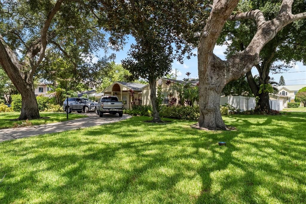 For Sale: $875,000 (3 beds, 2 baths, 1510 Square Feet)