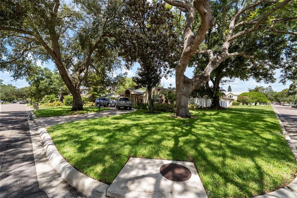 For Sale: $875,000 (3 beds, 2 baths, 1510 Square Feet)