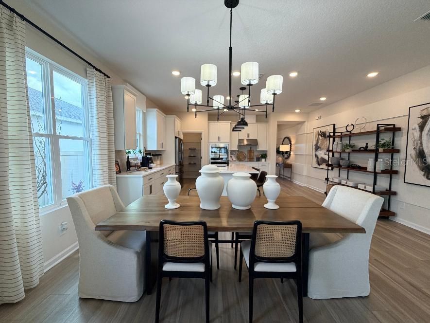 For Sale: $389,000 (3 beds, 2 baths, 2037 Square Feet)