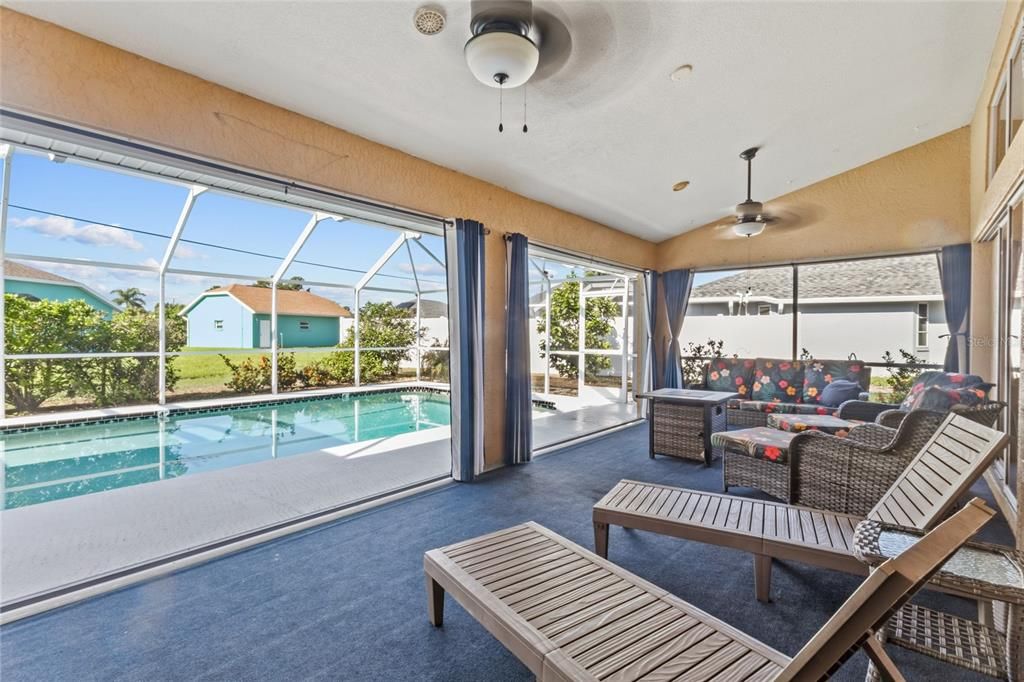 Active With Contract: $399,000 (3 beds, 2 baths, 2104 Square Feet)