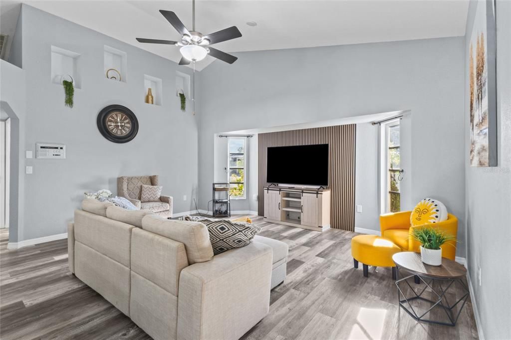 Active With Contract: $399,000 (3 beds, 2 baths, 2104 Square Feet)