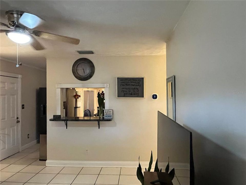 En Renta: $3,495 (3 camas, 2 baños, 1122 Pies cuadrados)