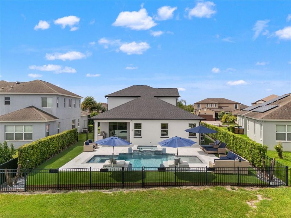 For Sale: $649,900 (4 beds, 2 baths, 2653 Square Feet)