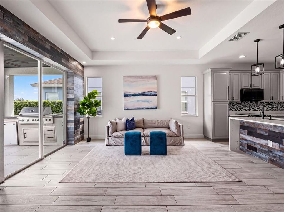 For Sale: $649,900 (4 beds, 2 baths, 2653 Square Feet)