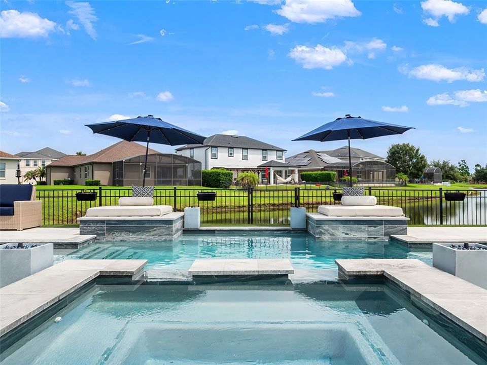 For Sale: $649,900 (4 beds, 2 baths, 2653 Square Feet)