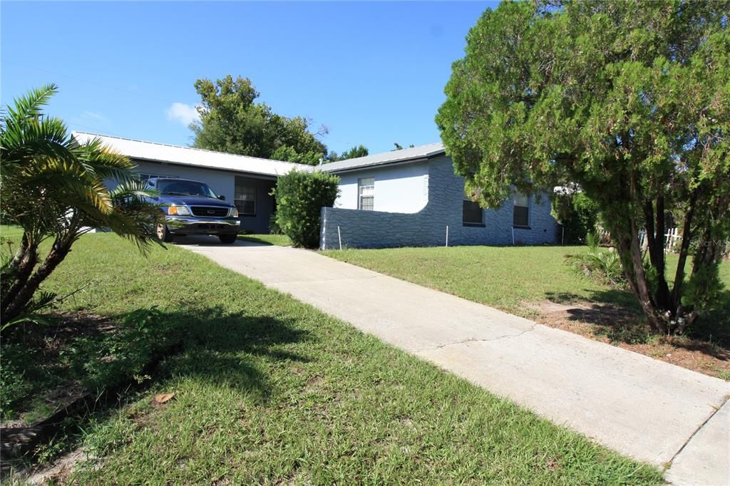 For Rent: $2,700 (3 beds, 2 baths, 1751 Square Feet)