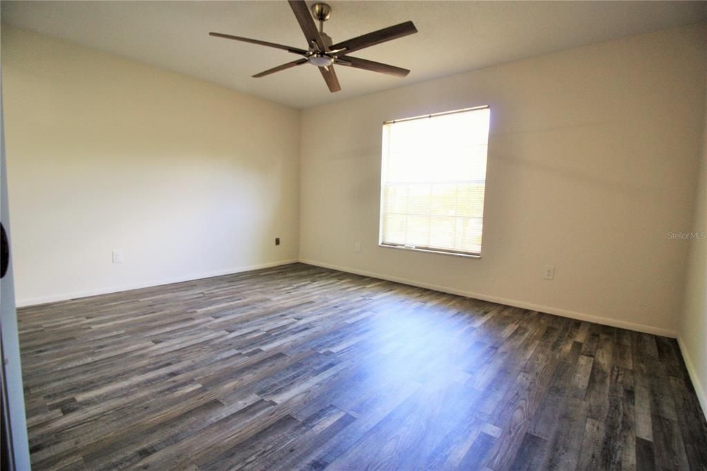 For Rent: $2,700 (3 beds, 2 baths, 1751 Square Feet)