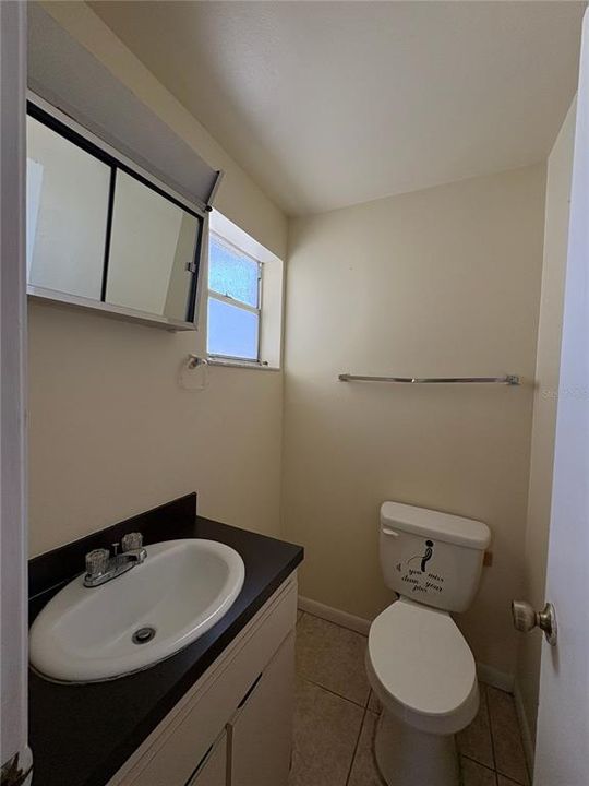 В аренду: $1,600 (3 спален, 2 ванн, 1378 Квадратных фут)