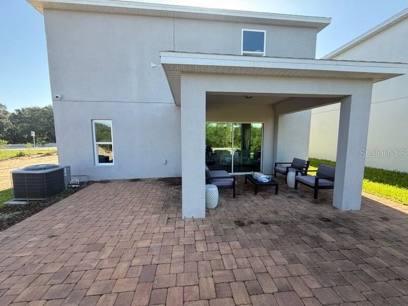 En Venta: $399,000 (4 camas, 2 baños, 2257 Pies cuadrados)