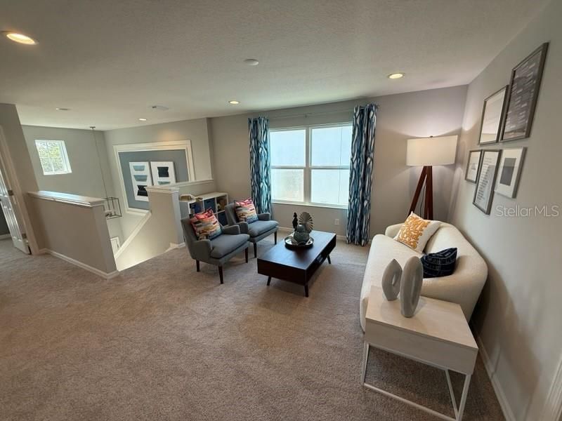 En Venta: $399,000 (4 camas, 2 baños, 2257 Pies cuadrados)