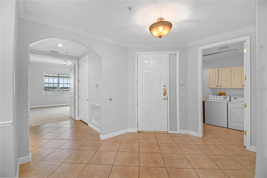 For Rent: $3,995 (3 beds, 2 baths, 2549 Square Feet)
