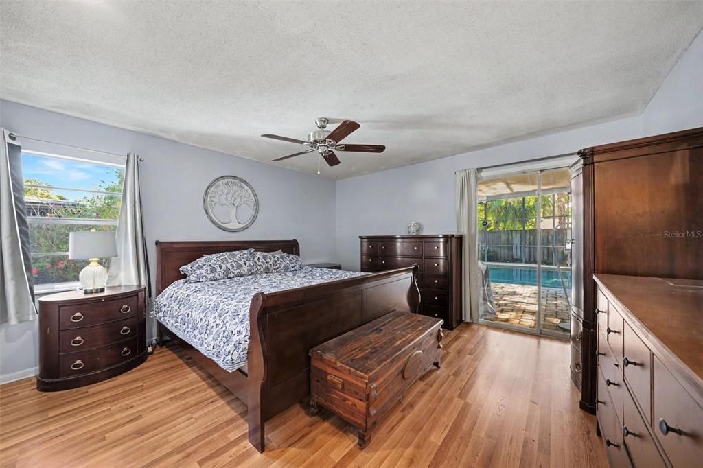 For Sale: $440,000 (3 beds, 2 baths, 1630 Square Feet)