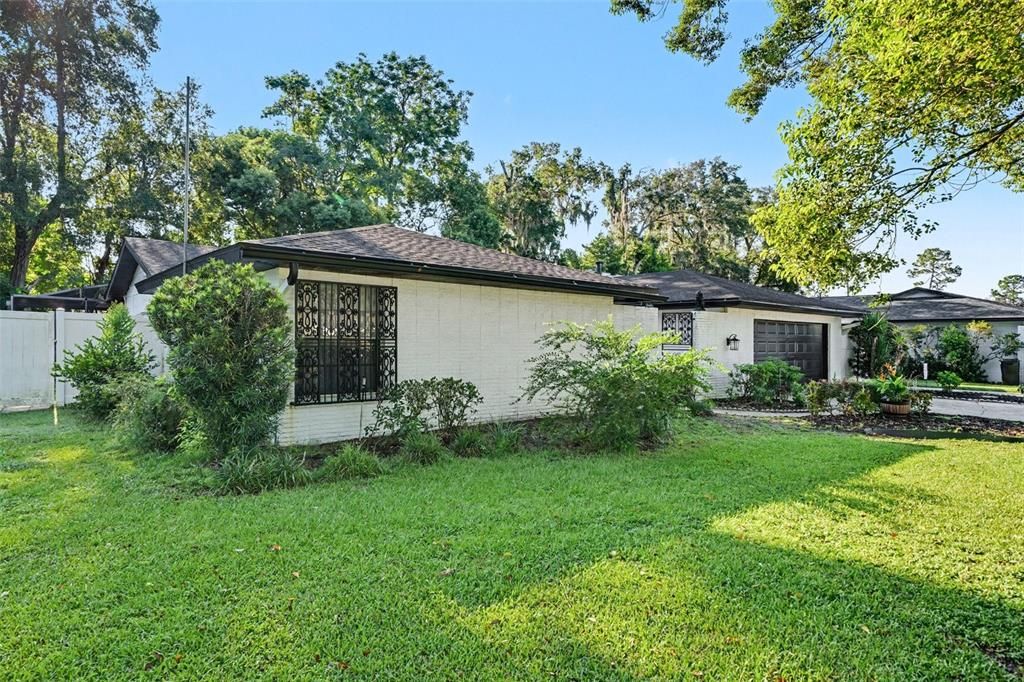 For Sale: $440,000 (3 beds, 2 baths, 1630 Square Feet)
