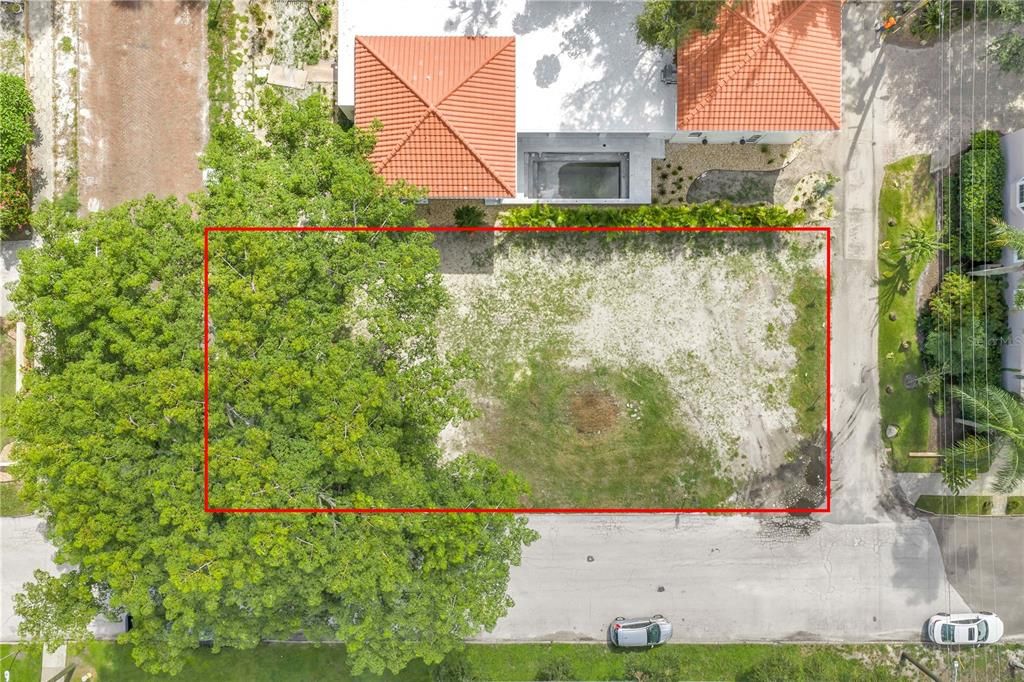 For Sale: $729,900 (0.14 acres)