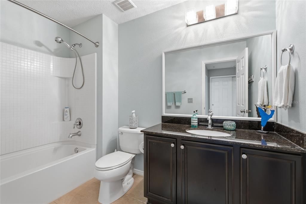 For Sale: $350,000 (3 beds, 2 baths, 1708 Square Feet)