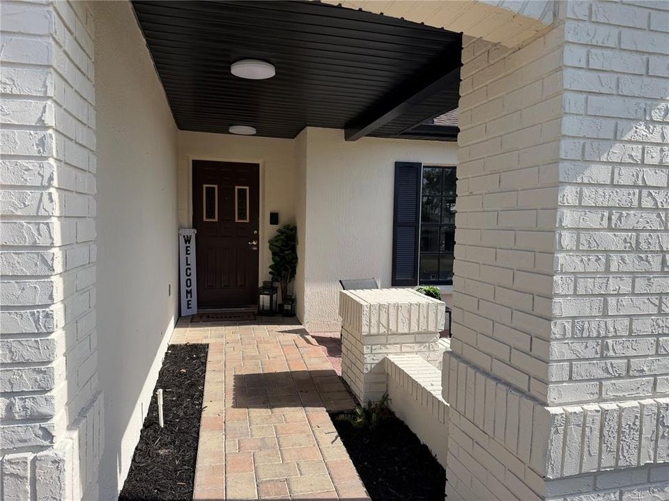 For Sale: $350,000 (3 beds, 2 baths, 1632 Square Feet)