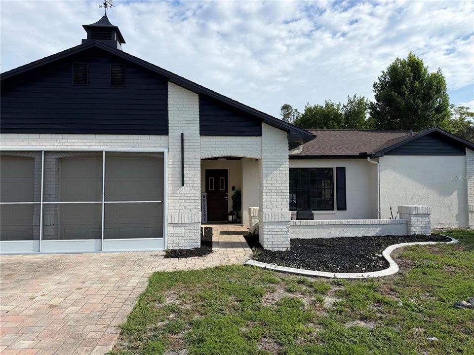 For Sale: $350,000 (3 beds, 2 baths, 1632 Square Feet)