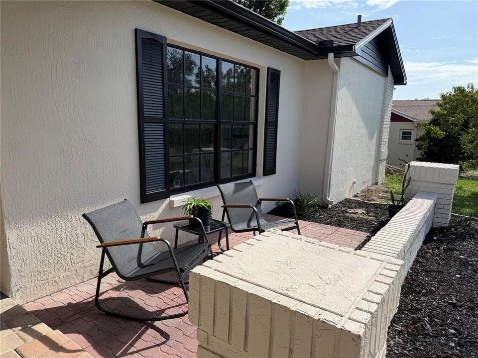 For Sale: $350,000 (3 beds, 2 baths, 1632 Square Feet)