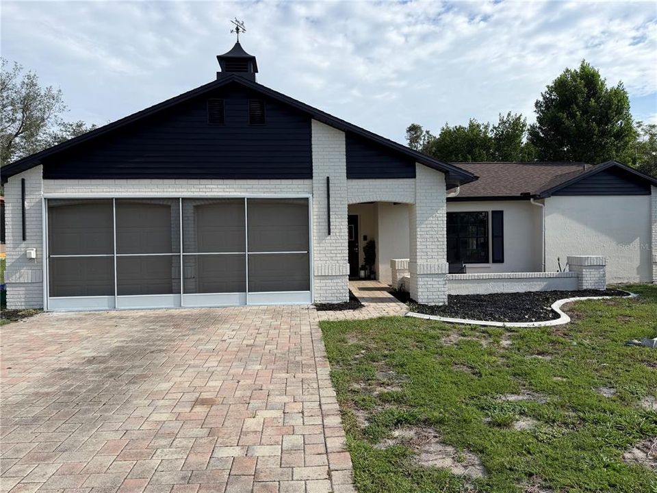 For Sale: $350,000 (3 beds, 2 baths, 1632 Square Feet)