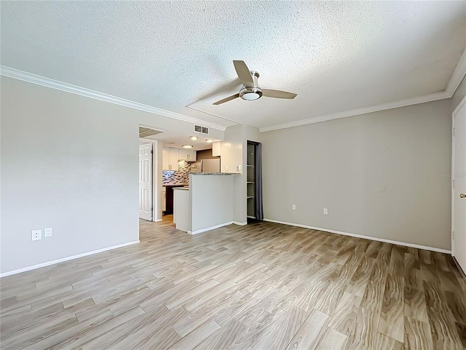 For Sale: $89,000 (1 beds, 1 baths, 496 Square Feet)