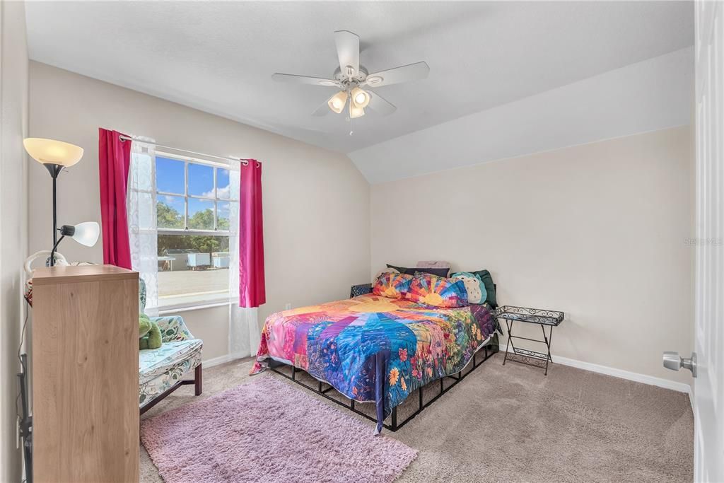 For Sale: $299,000 (3 beds, 2 baths, 1709 Square Feet)