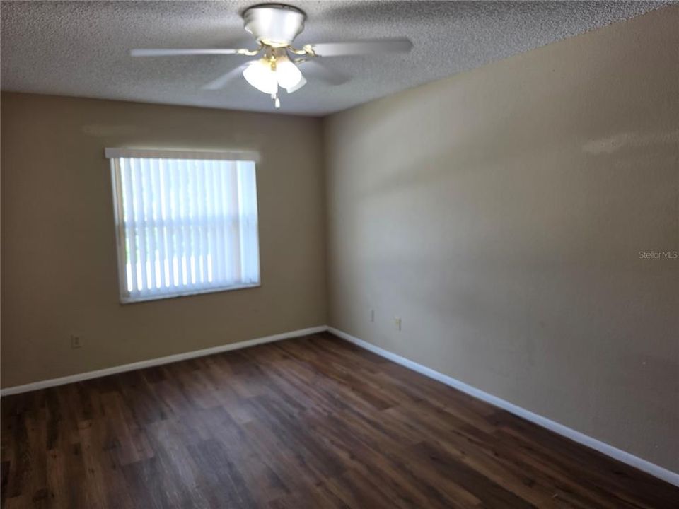 В аренду: $1,600 (2 спален, 2 ванн, 905 Квадратных фут)