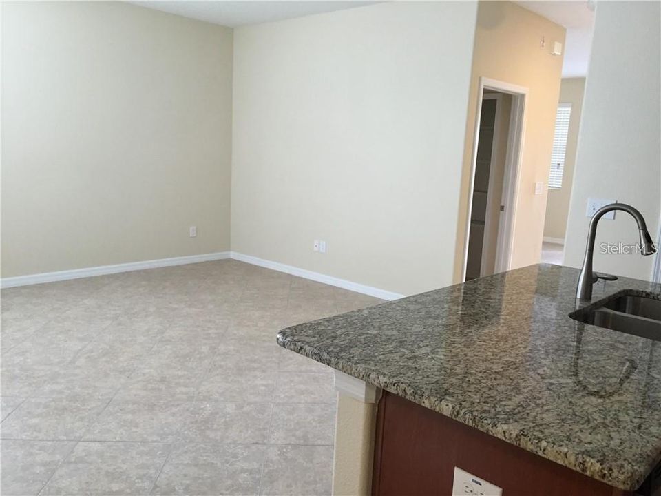 En Renta: $2,800 (3 camas, 2 baños, 1748 Pies cuadrados)