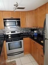 For Sale: $110,000 (1 beds, 1 baths, 732 Square Feet)