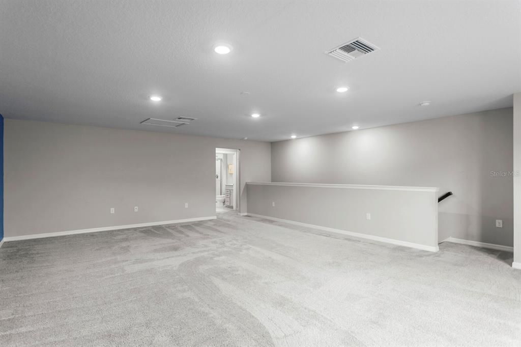 For Sale: $700,000 (3 beds, 3 baths, 2763 Square Feet)
