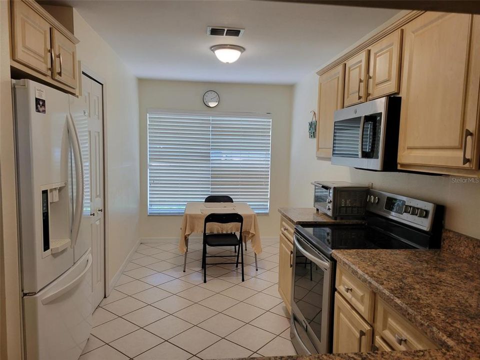 For Rent: $2,200 (3 beds, 2 baths, 1334 Square Feet)