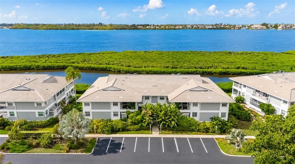 For Sale: $449,900 (3 beds, 2 baths, 1866 Square Feet)