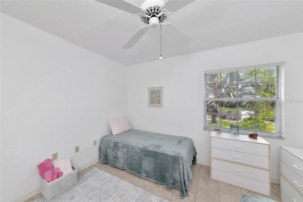 For Sale: $449,900 (3 beds, 2 baths, 1866 Square Feet)