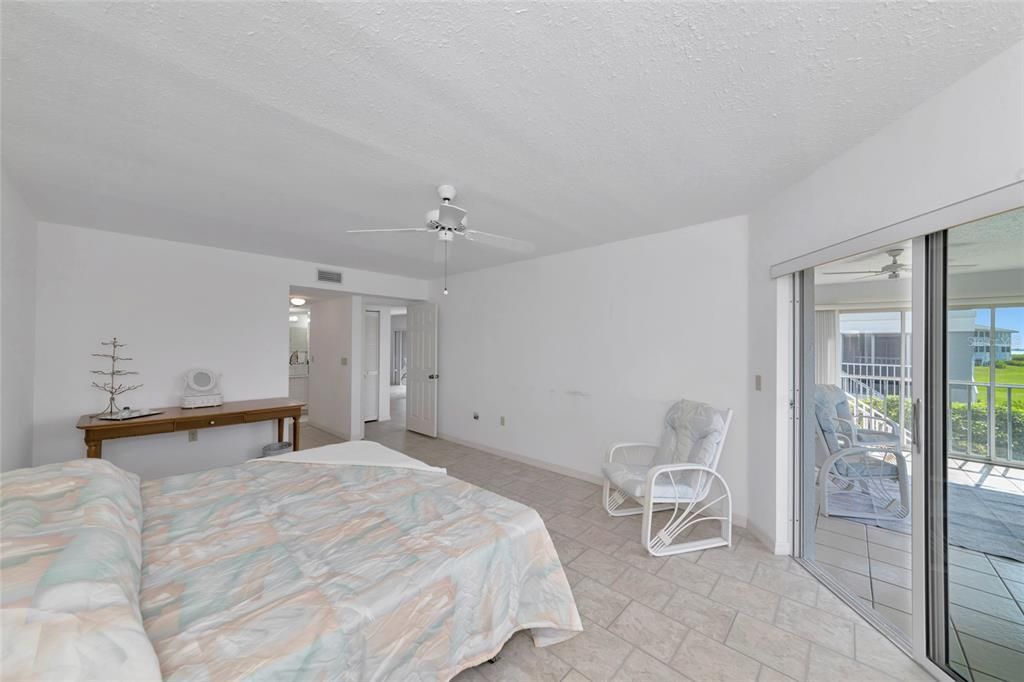 For Sale: $449,900 (3 beds, 2 baths, 1866 Square Feet)