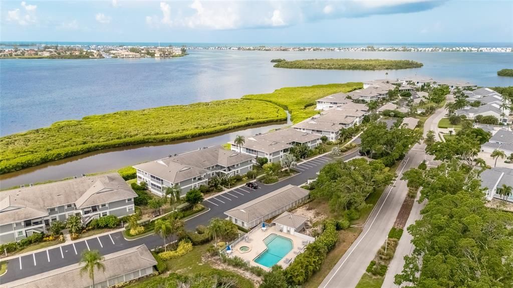 For Sale: $449,900 (3 beds, 2 baths, 1866 Square Feet)
