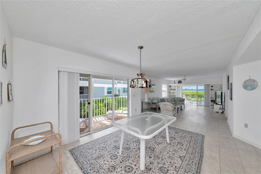For Sale: $449,900 (3 beds, 2 baths, 1866 Square Feet)