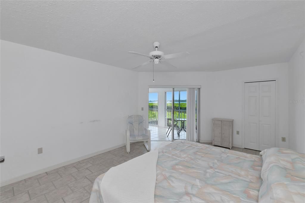 For Sale: $449,900 (3 beds, 2 baths, 1866 Square Feet)