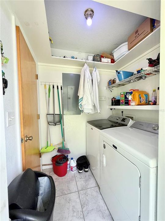 For Sale: $199,900 (3 beds, 2 baths, 1200 Square Feet)
