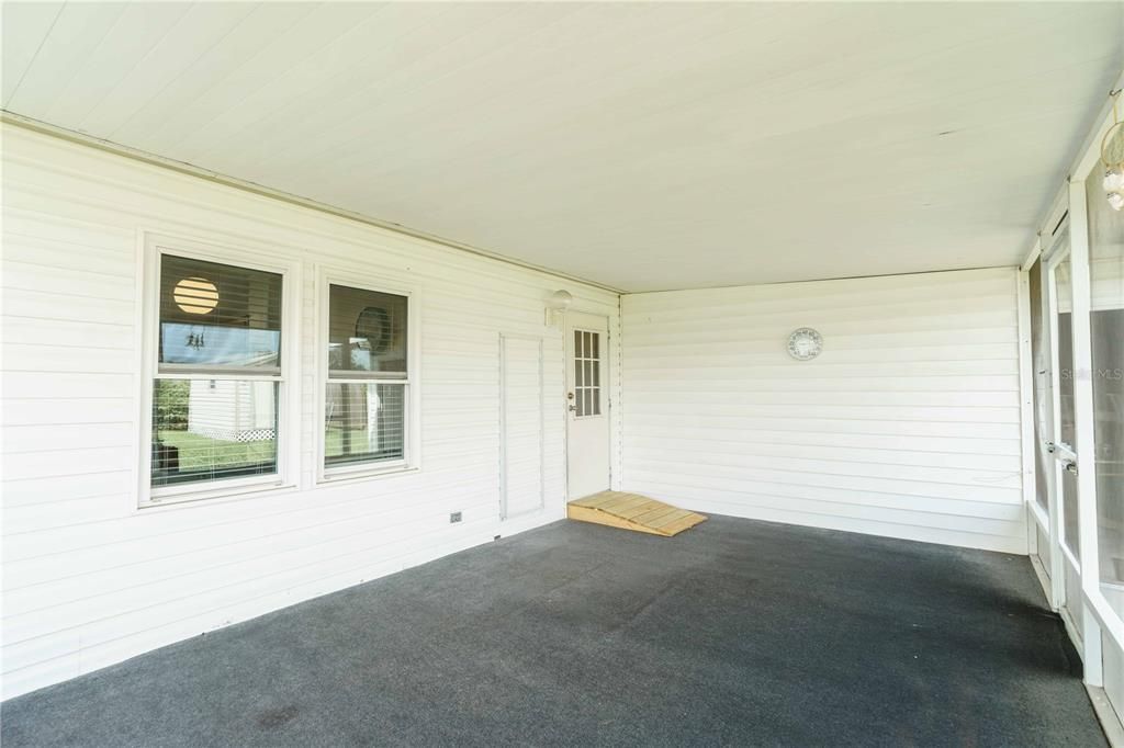 For Sale: $194,900 (3 beds, 2 baths, 1715 Square Feet)
