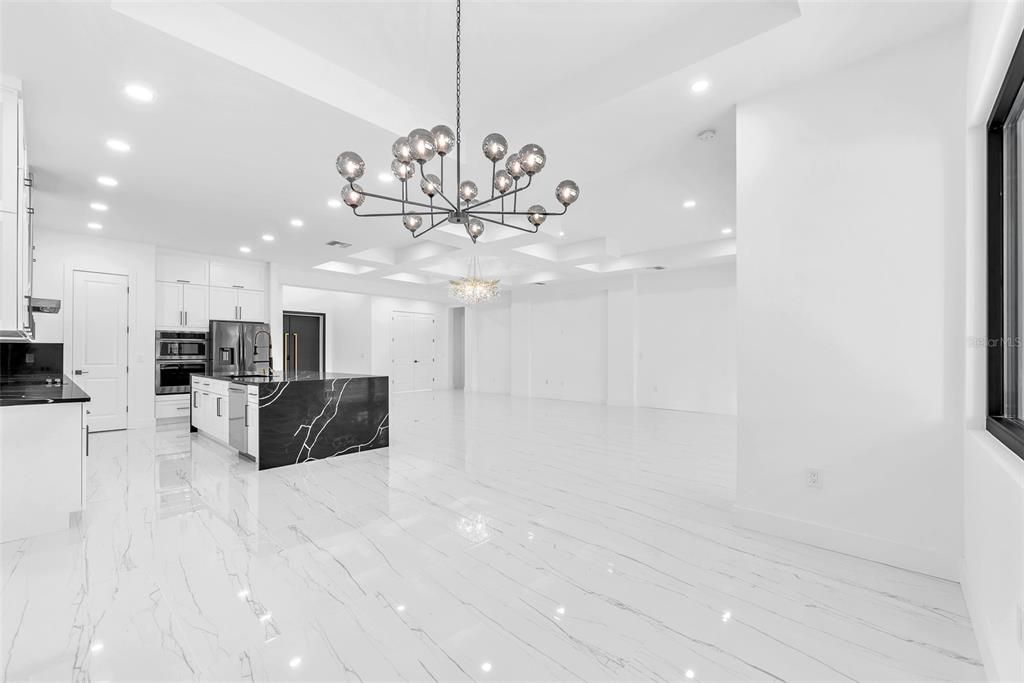 : $995,000 (5 camas, 4 baños, 3005 Pies cuadrados)