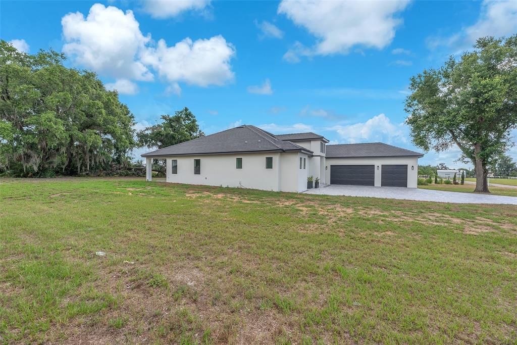 : $995,000 (5 camas, 4 baños, 3005 Pies cuadrados)