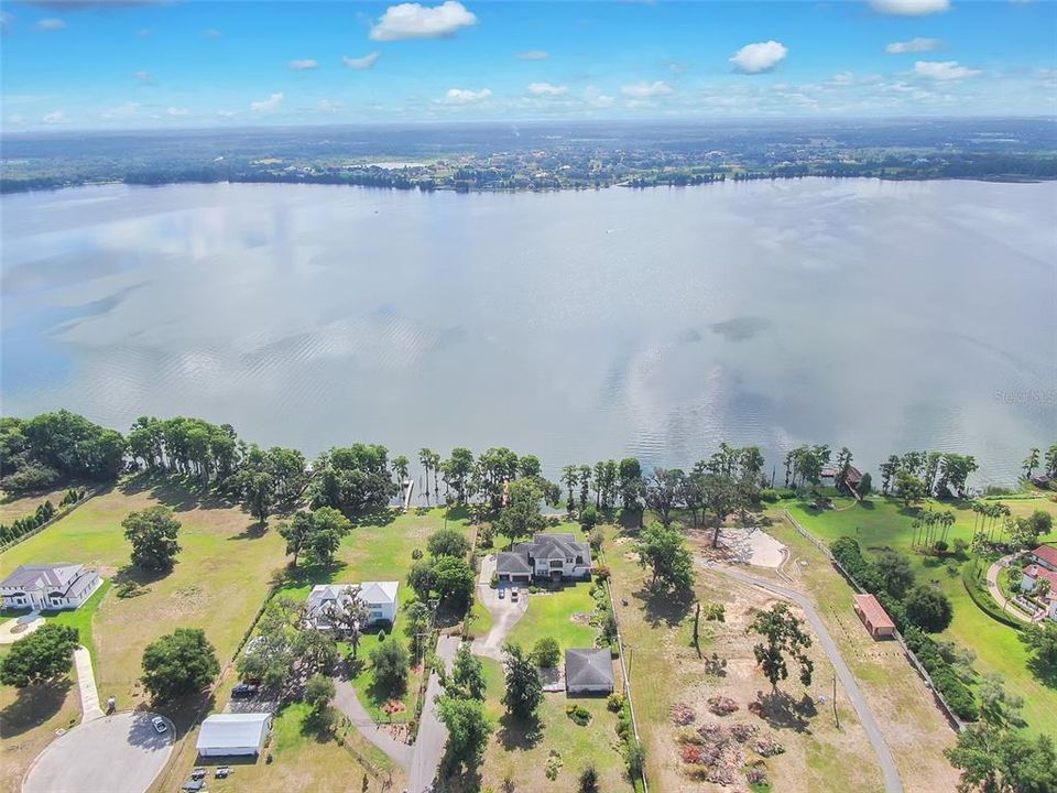 : $995,000 (5 camas, 4 baños, 3005 Pies cuadrados)