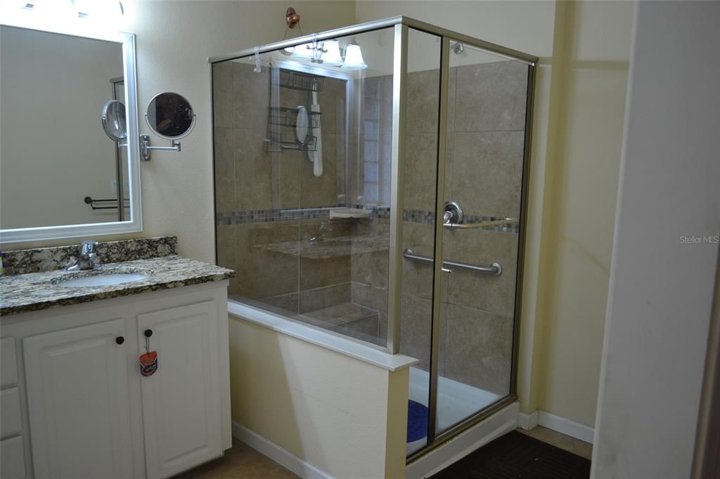 For Sale: $230,000 (2 beds, 2 baths, 1541 Square Feet)