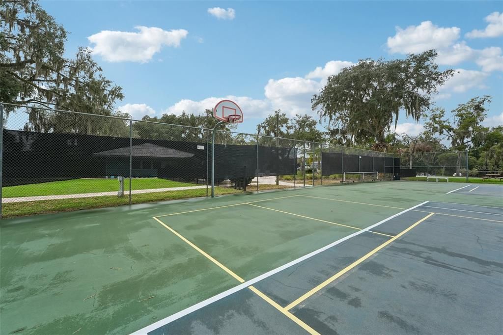 For Sale: $389,000 (3 beds, 2 baths, 2047 Square Feet)