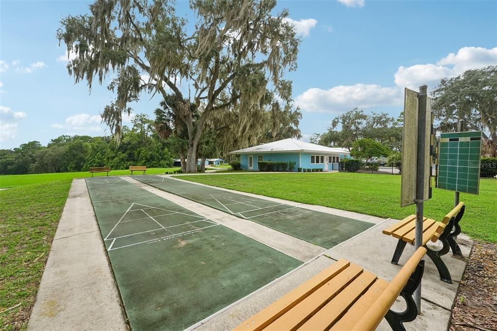 For Sale: $389,000 (3 beds, 2 baths, 2047 Square Feet)
